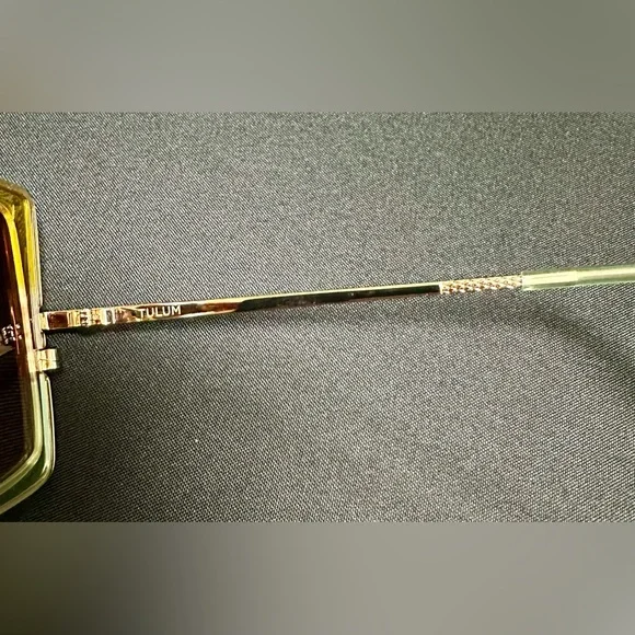 Brand New TOMS “Tulum” Bright Gold Laminate Gradient Brown Oversized Sunglasses - Picture 5 of 8